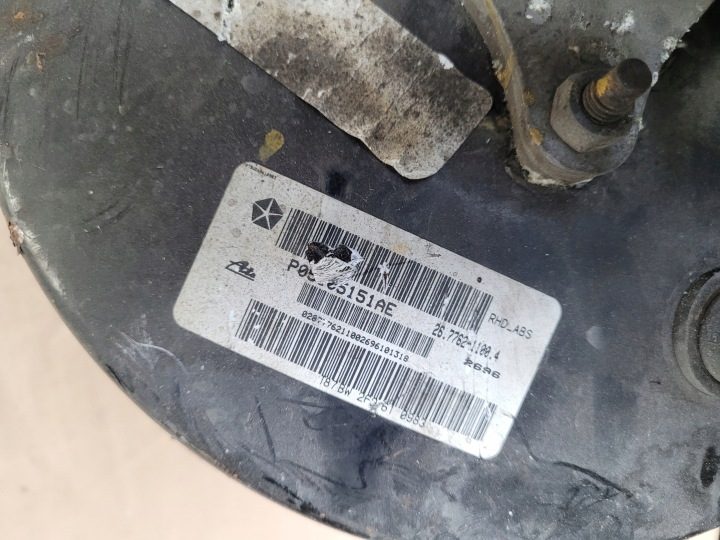 Вакуумный усилитель главный тормозной цилиндр Dodge Caliber 2.0 CRD P05105151AE, фото 3