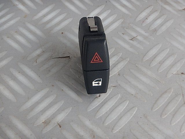 BMW E60 E61 ПЕРЕКЛЮЧАТЕЛЬ ВЫКЛЮЧАТЕЛЬ АВАРИЙНОГО, фото 1