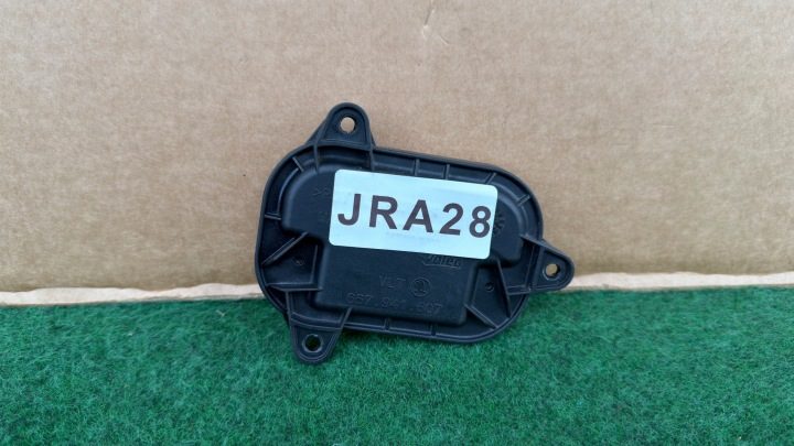 SKODA SCALA 657 ЗАГЛУШКА КРЫШКА ПРАВОЙ ФАРЫ + МОДУЛЬ LED JRA28, фото 1