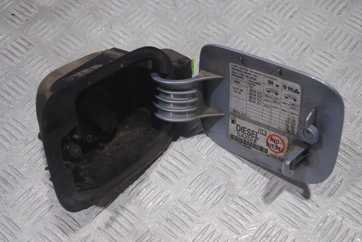 Лючок горловины бензобака 9452 1Z9010698H, 1Z9809857 Skoda Octavia II рестайлинг, фото 4