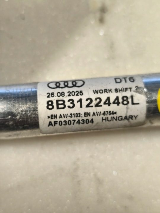 Audi A6 A7 C9 2.0 TFSI трубка воды 8B3121447A 8B3122448L, фото 3