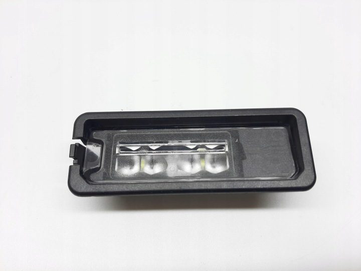 VW Golf VIII подсветка номера номерного 1K8943021D, фото 1