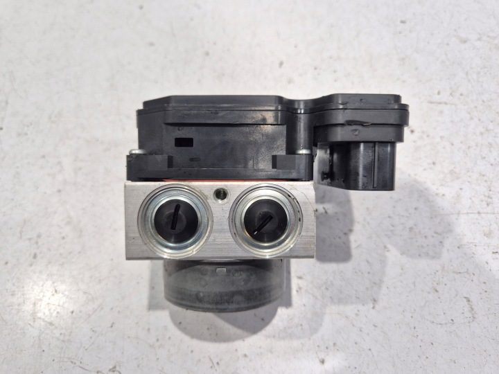 Насос ABS Toyota C-HR C-HR 113040-41870 89541-10120 44510-10110, фото 4