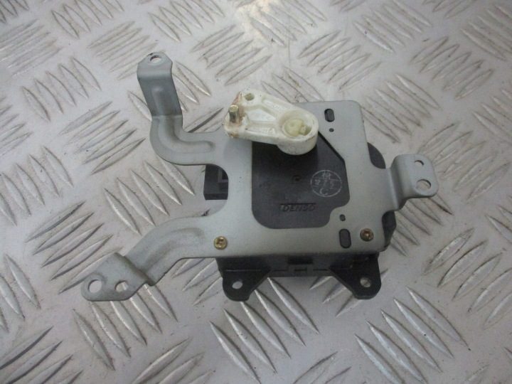 МОТОРЧИК ПЕЧКИ TOYOTA AVENSIS T22 1.6 VVT-I 063700-7820, фото 2
