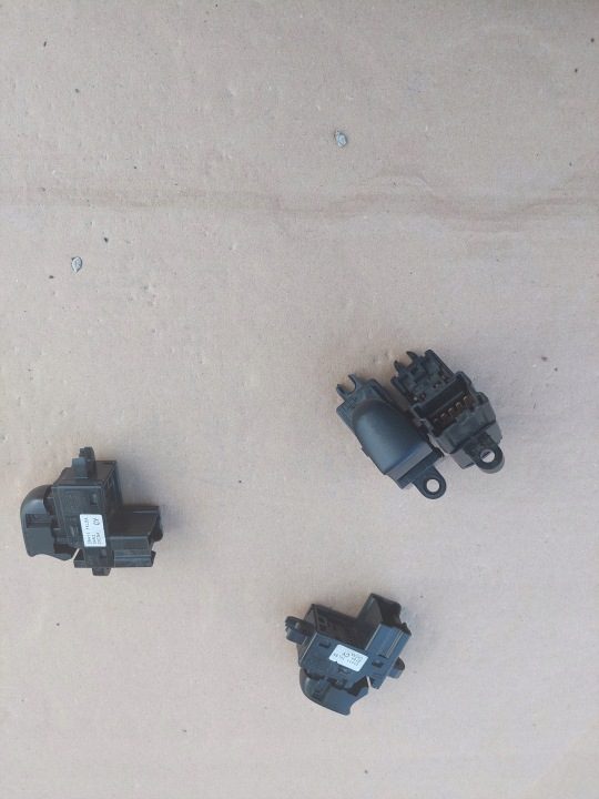 КНОПКА СТЕКЛОПОДЪЕМНИКА NISSAN JUKE I F15 NISSAN LEAF I (ZE0) 254111KL5A, фото 2
