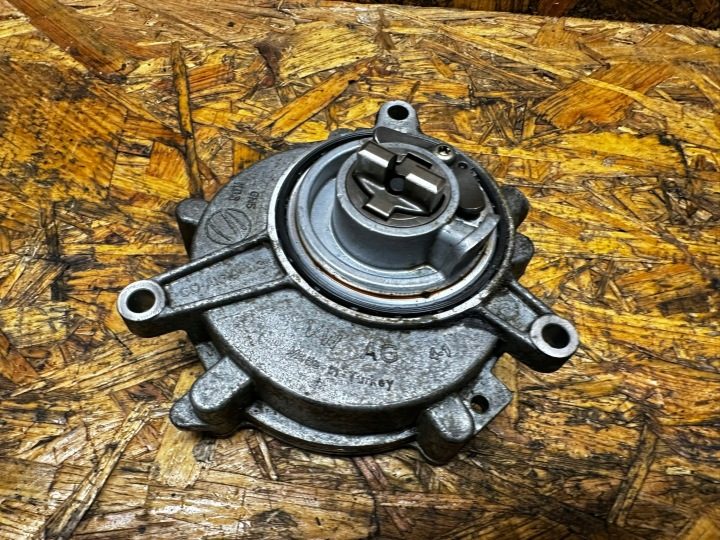 НАСОС ВАКУУМНЫЙ ВАКУУМА AUDI PORSCHE 2.9 3.0 TFSI 06M145100Q, фото 3