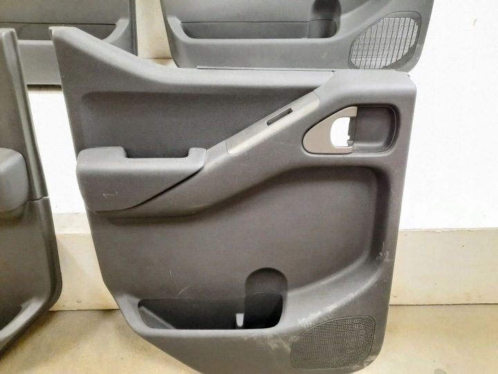 2008 Nissan Navara D40 Обшивки / Обшивка двери / Комплект 1040119, фото 15