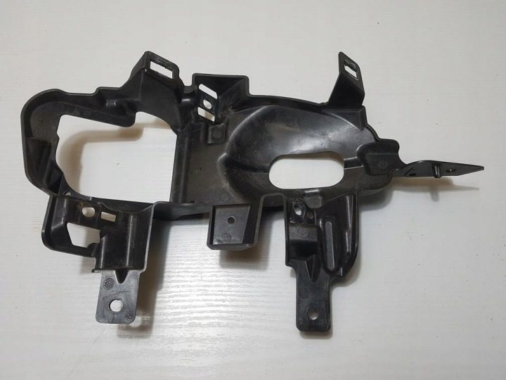 Кронштейн противотуманки P Nissan OE 26915-HV01A, фото 1