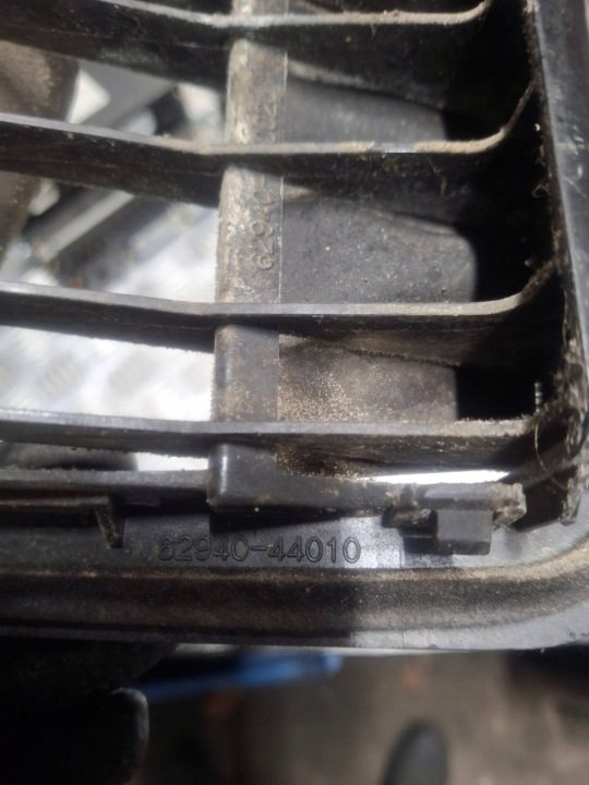 Toyota RAV 4 (XA20) 2005 6294044010 Решетка вентиляционная, фото 3