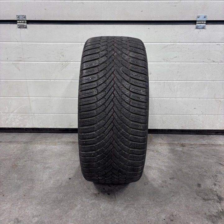 Шина зимняя Bridgestone Blizzak 6 255/35R21 98 Вт сцепление на снегу (3PMSF), защита диска, усилитель (XL), фото 1