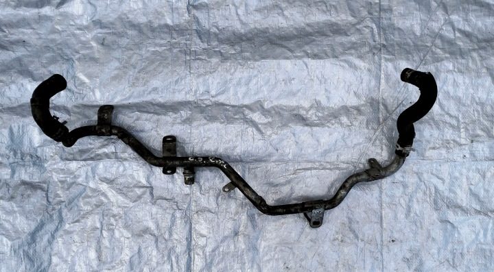 ПАТРУБОК ОХЛАЖДЕНИЯ PEUGEOT 407 607 C5 2.7 HDI 4U3Q-9Y439-AH, фото 1