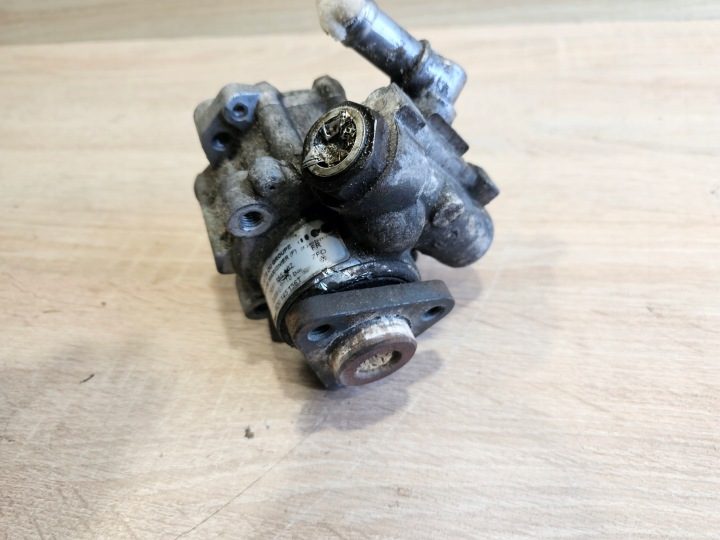 НАСОС ГИДРОУСИЛИТЕЛЯ VOLKSWAGEN VW PASSAT B5 1.9 TDI ZF 8D0145156T, фото 4