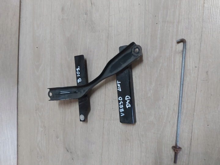 Toyota VERSO 09 - 18 г. крепление аккумулятора стержень, фото 2