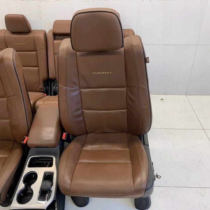 Сиденье обшивки кожа коричневая JEEP GRAND CHEROKEE WK2 РЕСТАЙЛИНГ SUMMIT 18 г., фото 4