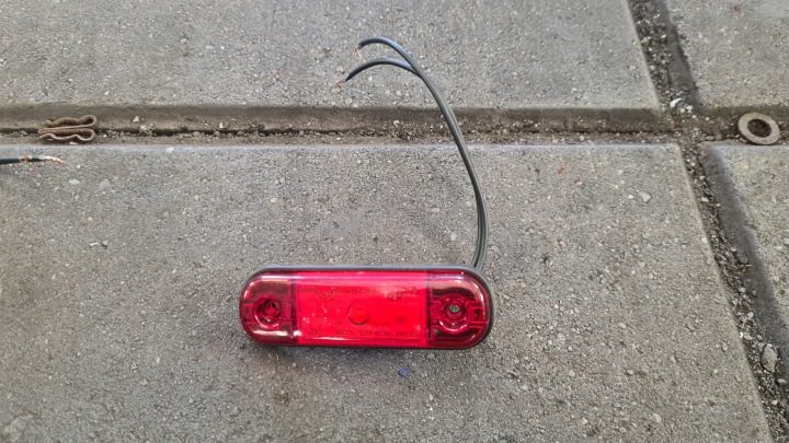 DAF XF 106 фонарь габаритный LED красный, фото 1