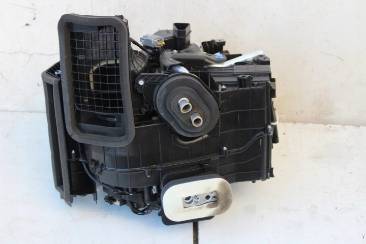 ОТОПИТЕЛЬ DENSO 272701363R RENAULT CAPTUR II, фото 1
