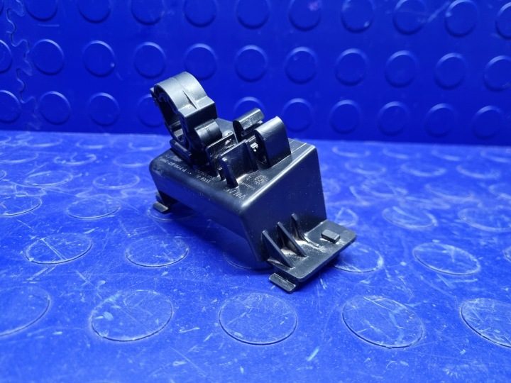 AUDI A3 8Y КРОНШТЕЙН WĘŻY КОНДИЦИОНЕРА ОРИГИНАЛ 5Q0820769, фото 3