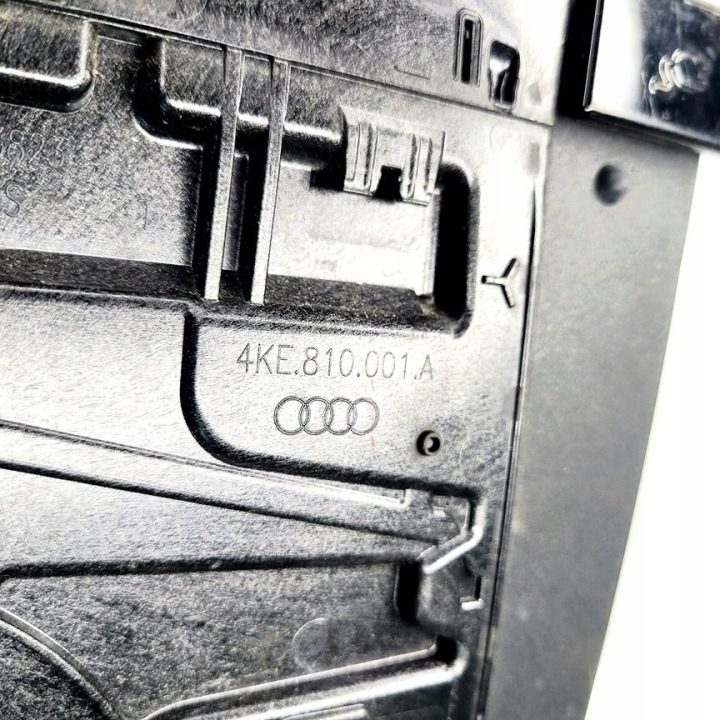 ЛЮЧОК ГНЕЗДА ЗАРЯДКИ AUDI E-TRON 4KE810001A, фото 2