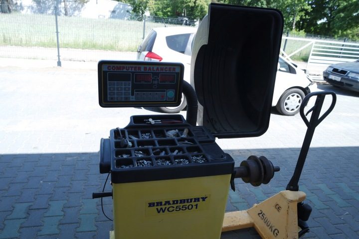 Wyważarka для колес автомат + Laser 230V для Wyważania колес Wulkanizacja, фото 1