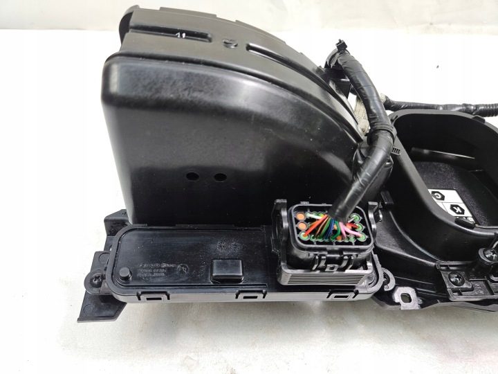 Лючок гнезда зарядки Genesis G80 GV70 863C3JI000 2622C2622 863C8DS000, фото 14