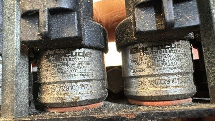 ТОПЛИВНАЯ РАМПА ГАЗА ГБО 67R-016409 110R-006410 BARRACUDA ФОРСУНКИ, фото 2