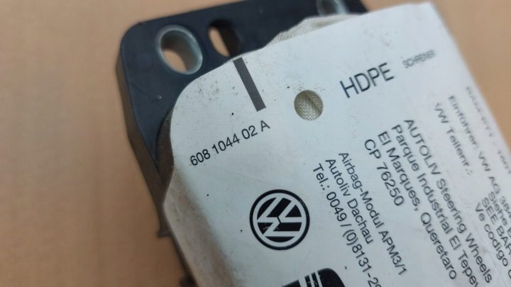 Подушка пассажира airbag Volkswagen OE 608104402A, фото 3