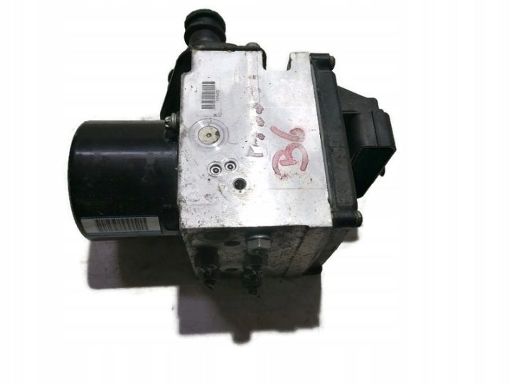 VW Passat B6 05- главный тормозной цилиндр ABS 3C0614109D, фото 1