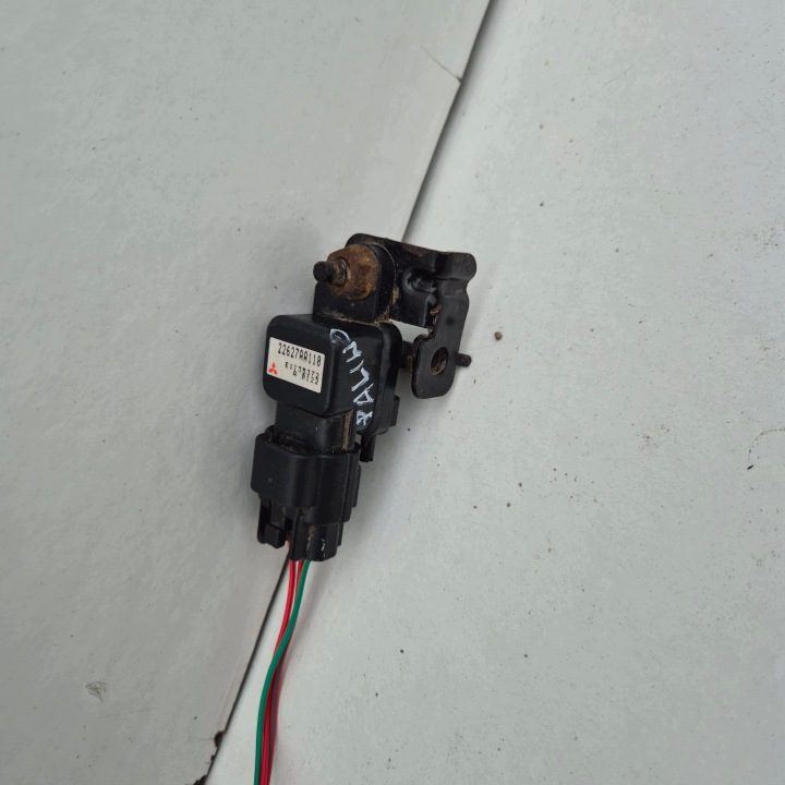 22627AA110 E1T35372 ДАТЧИК ДАВЛЕНИЯ ТОПЛИВА В БАКЕ SUBARU 2,5, фото 2