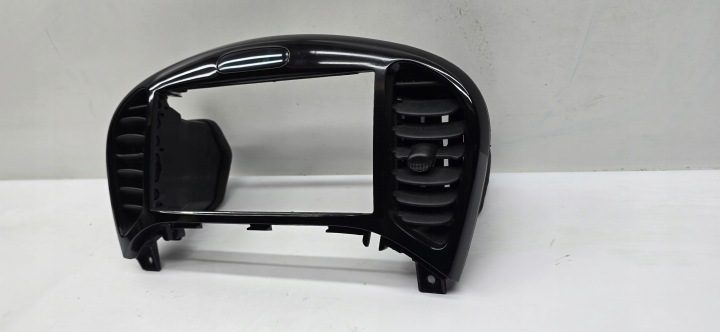 Nissan Juke F15 2018 дефлектор обдува рамка 687501KE0A 687511KE0A 68260BX80A, фото 3