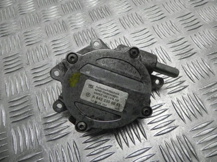 Насос вакуумный Mercedes-Benz КЛАСС E 2008 A6422300065, фото 1