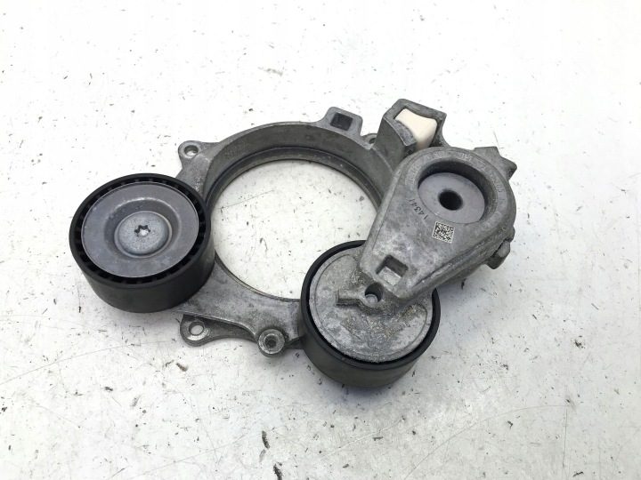 AUDI A3 8Y 1.5 eTSI VW 2024 РОЛИК НАТЯЖИТЕЛЬ РЕМНЯ ГЕНЕРАТОРА 05E903305G, фото 1