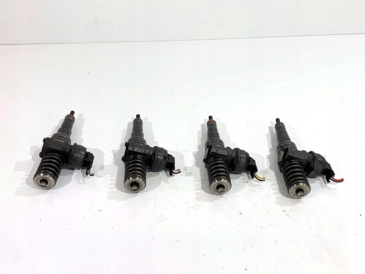 ФОРСУНКИ КОМПЛЕКТ VW GOLF V 038130073AG 1.9 105 л.с. 03-10, фото 3