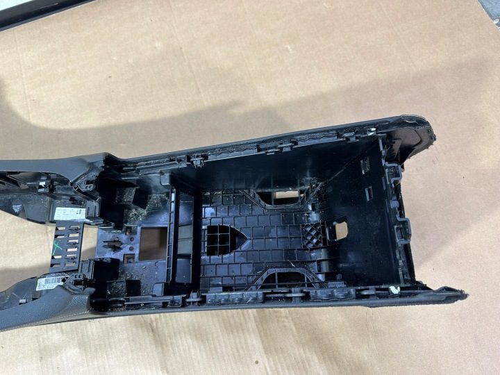Центральный тоннель, подлокотник, konik Mercedes E класс W213 Л.С. Европа, фото 5