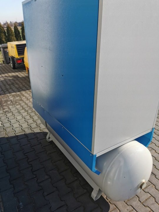 Компрессор масляный Comprag AZT śrubowy COMPRAG FRD-22 500 l. 22 кВт 500 l 10 бар, фото 5