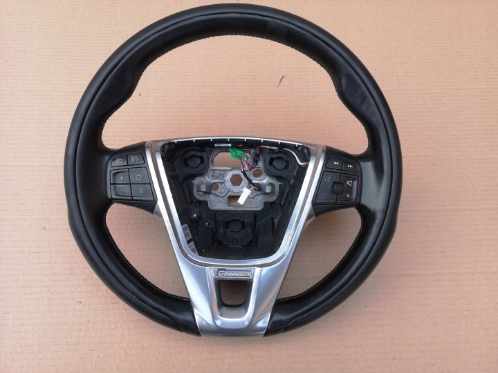 VOLVO V60 I РЕСТАЙЛИНГ 13-17 РУЛЬ КОЖАНЫЙ R-DESIGNE P31332927, фото 1