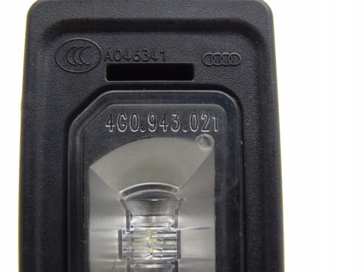ФОНАРЬ НОМЕРНОГО ЗНАКА 4G0943021 Audi A4 B8 РЕСТАЙЛИНГ СЕДАН, фото 5