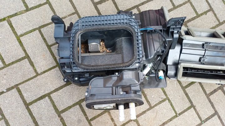 FIAT 124 SPIDER ОТОПИТЕЛЬ В СБОРЕ ЕВРОПА NA4L-61130A, фото 2