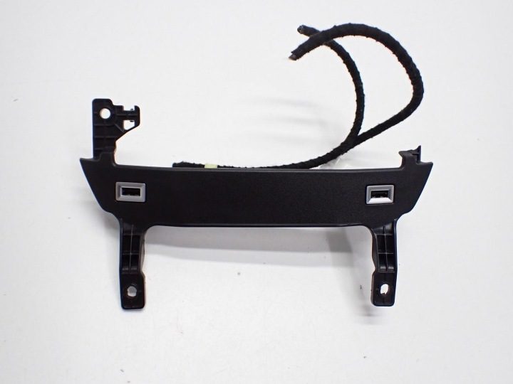 ГНЕЗДО ПОРТ USB ЗАЩИТА ТОННЕЛЯ ЕВРОПА 9819748277 PEUGEOT 508 II 21 г., фото 1