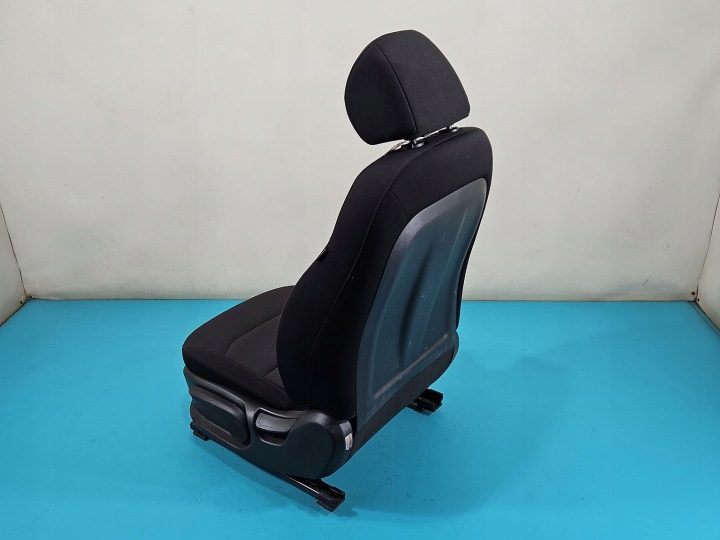 АВТОМОБИЛЬ HYUNDAI ELANTRA VI 15-20 EU, фото 5