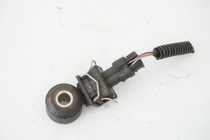 Opel OE 55353316 датчик детонации, фото 1