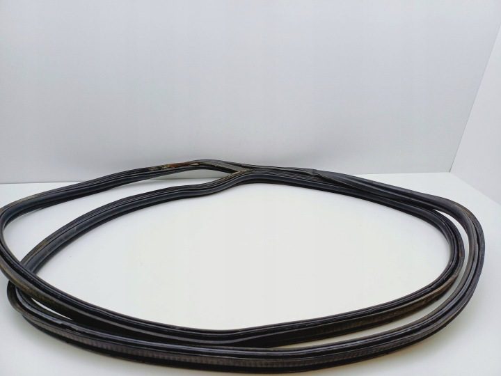 УПЛОТНИТЕЛЬ КУЗОВНОЙ КРЫШКИ БАГАЖНИКА ЗАДНИЙ VW TOURAN I NR12, фото 3
