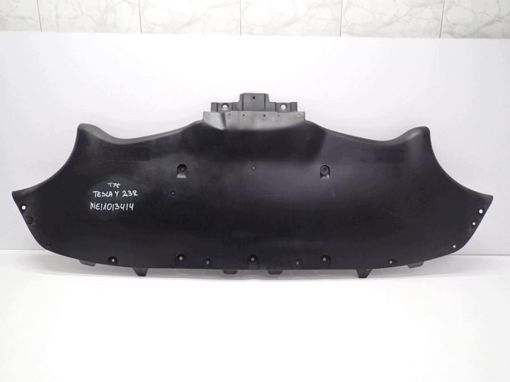 Защита днища бампера задняя 1638051-00-B Tesla Model Y 23 г., фото 1