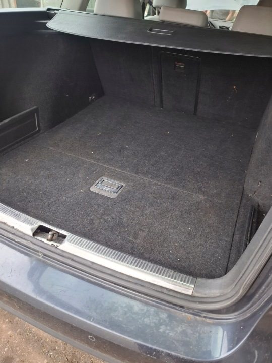 Полка жесткая багажника VW Passat B6 универсал, фото 1