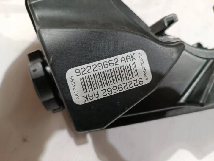Бачок жидкости гидроусилителя Chevrolet Camaro SS 6.2 v8 2009-, фото 3