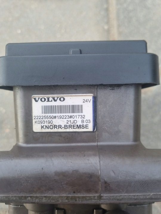 КЛАПАН МОДУЛЯТОР EBS ПЕРЕДНИЙ VOLVO FH 4 FM 4 FMX 4 РЕСТАЙЛИНГ FE, фото 4