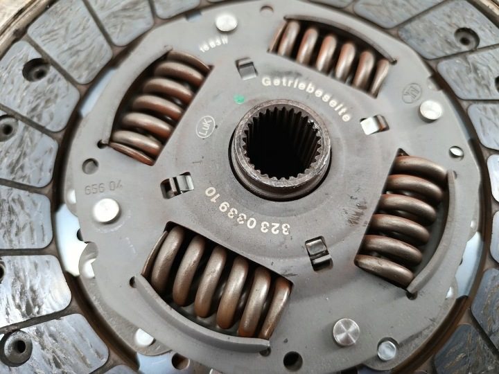 Сцепление в сборе Seat Ibiza IV 03P105273 123038510 323033910 LUK 1.2 TDI, фото 4