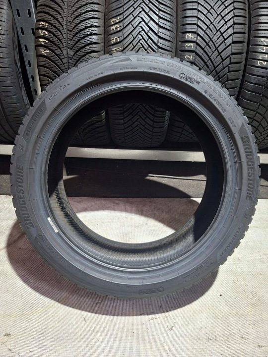 Шина всесезонная Bridgestone Turanza All Season 6 215/45R18 93 Y, фото 3