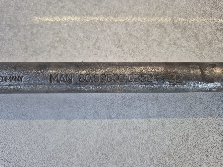 Оригинальный ключ для колес MAN TGX TGS TGM 80996030352, фото 2