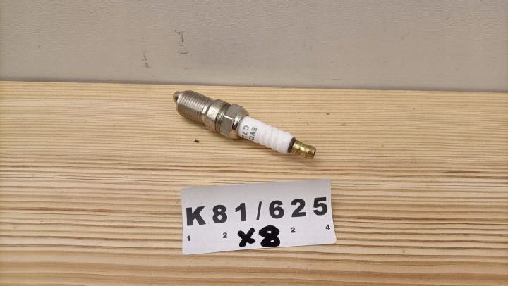 СВЕЧА ЗАЖИГАНИЯ НОВАЯ ОРИГИНАЛ RENAULT MEGANE LAGUNA 7700737457 K81/625, фото 2