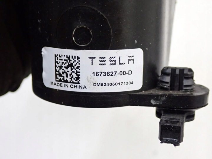 КРОНШТЕЙН КРОНШТЕЙН НАСОСА КОНДИЦИОНЕРА TESLA MODEL Y 3D3 4D1 24 г., фото 6